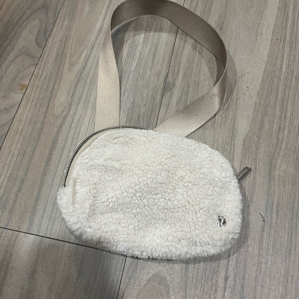 lululemon athletica Cream Sherpa Crossbody Belt Bag